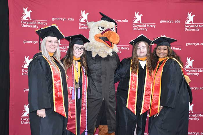 GMercyU Celebrates the Class of 2022