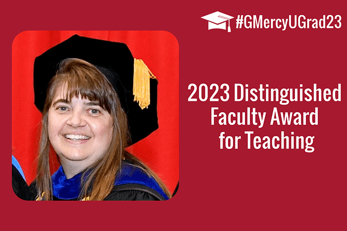 Michelle McEliece Receives Faculty Distinguished Teaching Award 