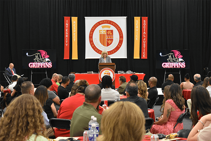 Senior Griffins Recognized at End-of-Year Banquet