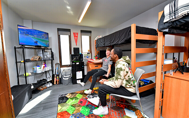 Living on Campus at GMercyU